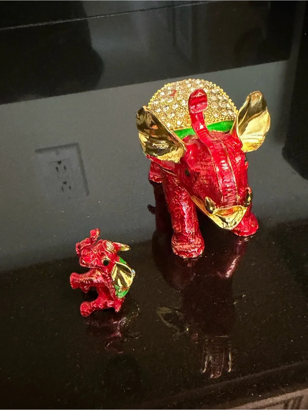 Jeweled Red Elephant Trinket Box Rhinestone Enamel Magnetic Jewelry Keepsake Box